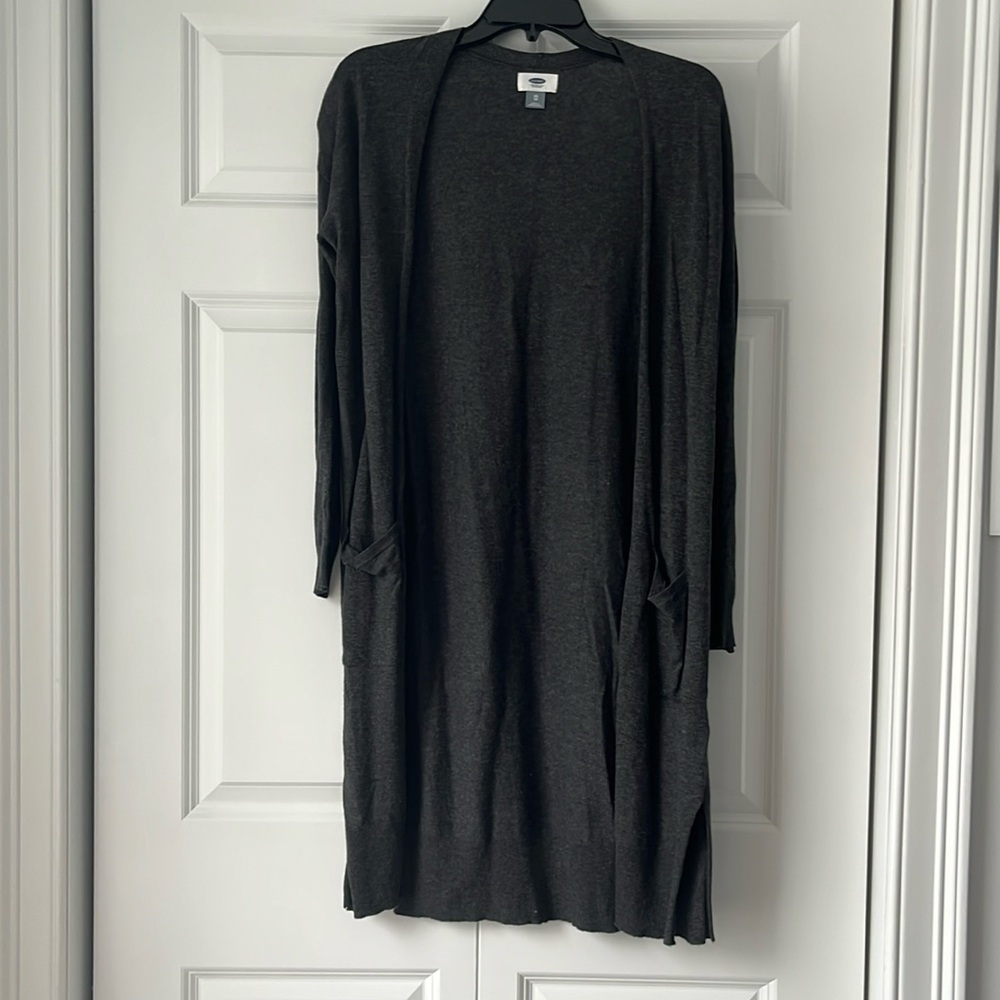 Old Navy grey cardigan